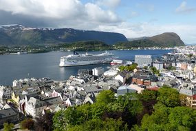 Boating, Cruise Boat, Cruising, Mooring