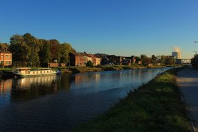Brussels-Charleroi Canal, Bridge