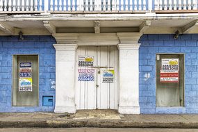 Building Old Colonial For Rent Doors Archi