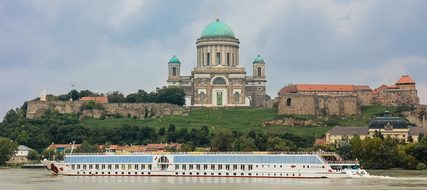 Esztergom, Religion, Basilica, Hungary