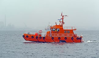 Pilot Boat, Fog, Kieler Firth