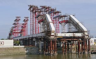 Bridge Building, Danube Bridge, Novi Sad
