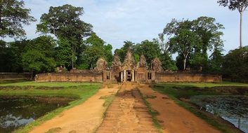 Angkor Wat Angkor Banteay Srei Siem Reap C