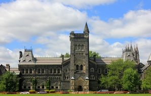 Campus Ontario Toronto College University