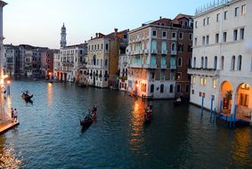 Gondolas, Canale Grande, Rialto Bridge