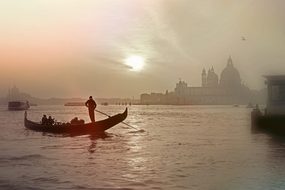 Venice Italy Gondola Lagoon Romantic Wasse